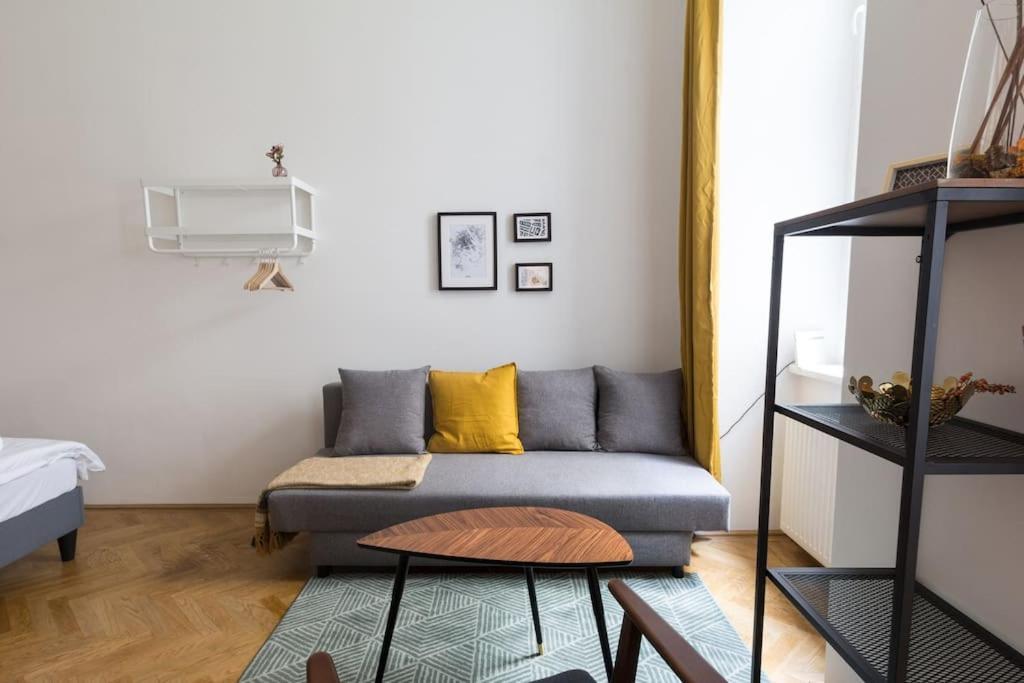 Apartment Comfort In Zentrumsnaehe I Levestate